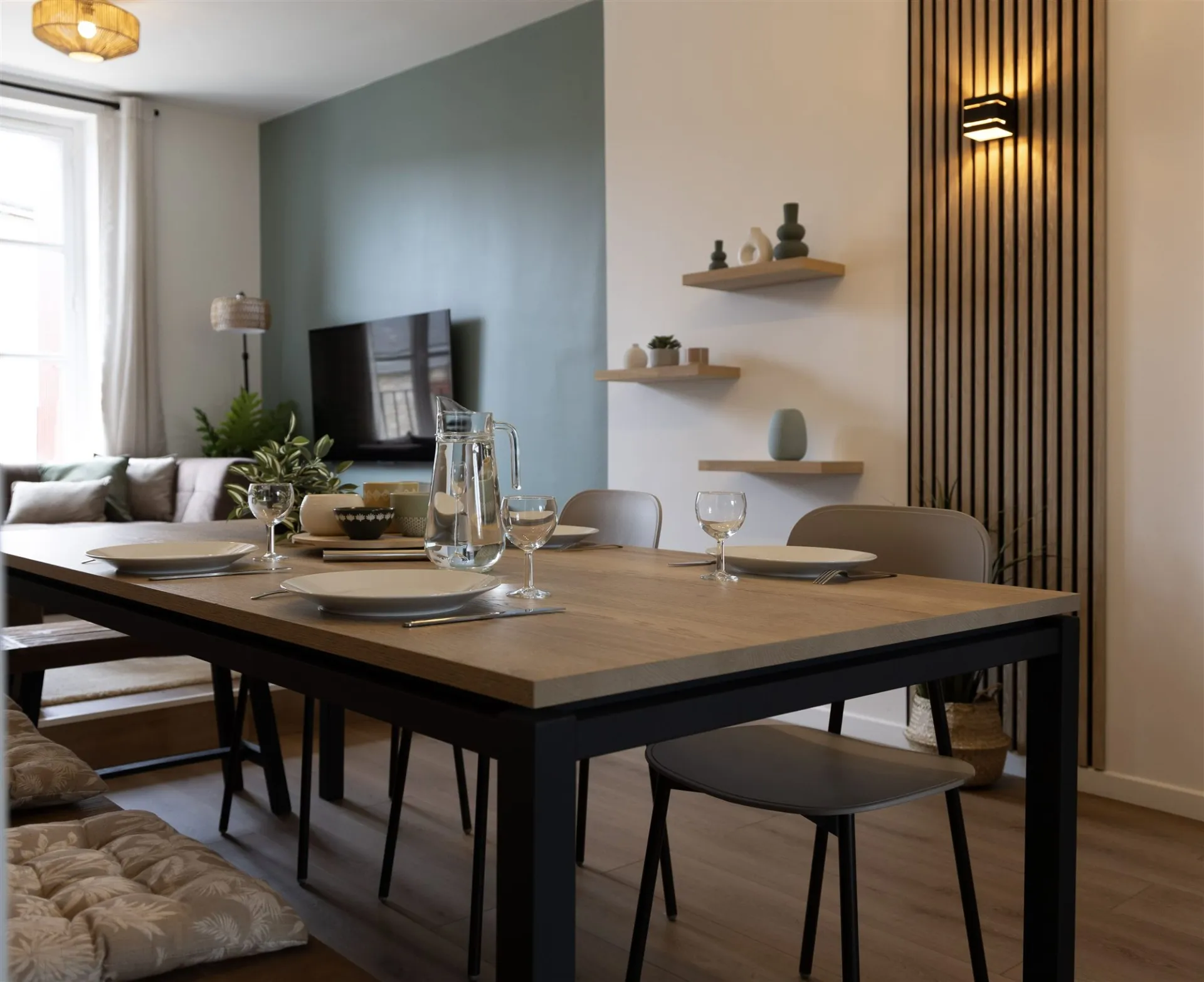 Soggiorno e sala da pranzo di Maison L'Escale